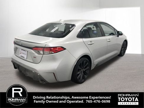 Used 2024 Toyota Corolla SE image 6