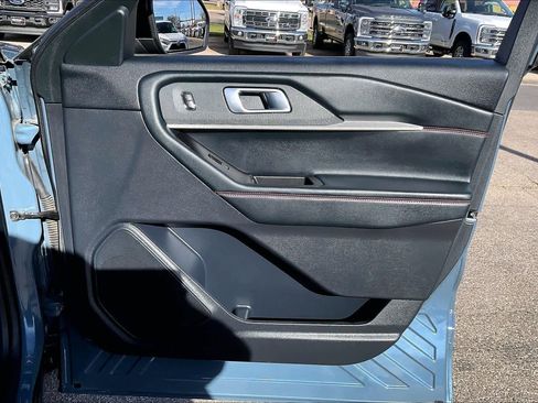 Used 2025 Ford Explorer ST-Line image 22
