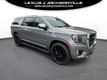 Used 2022 GMC Yukon XL SLT w/ SLT Premium Package