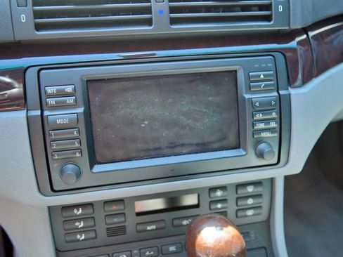 Used 2006 BMW 325Ci Convertible image 26