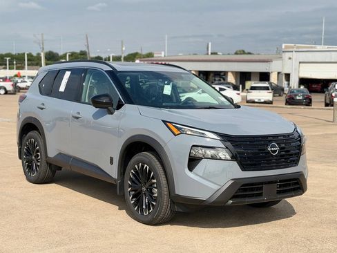 New 2026 Nissan Rogue Dark Armor FWD image 6