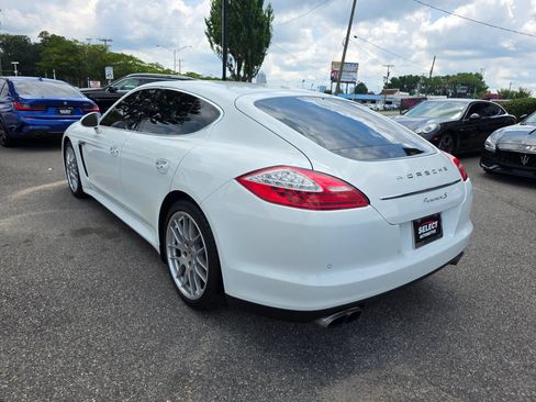 Used 2013 Porsche Panamera S RWD image 3