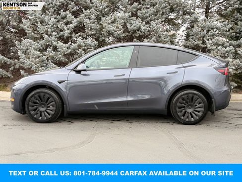 Used 2023 Tesla Model Y Long Range image 3
