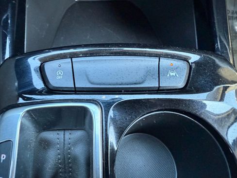 Certified 2024 Chevrolet Trax LT w/ Driver Confidence Package image 25