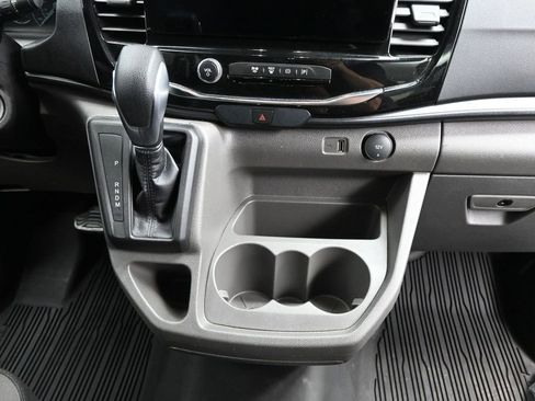 Used 2024 Ford Transit 350 XLT image 18