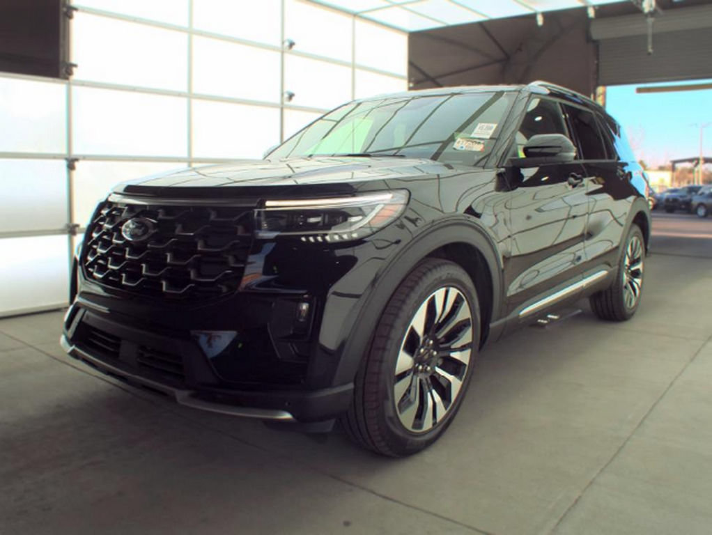 Used 2026 Ford Explorer Platinum w/ LUX Leather Package AWD/4WD image 2