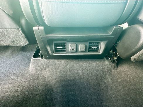 Used 2020 Chevrolet Silverado 1500 LT w/ Convenience Package image 25