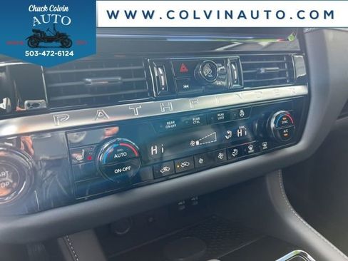 New 2026 Nissan Pathfinder SL image 21