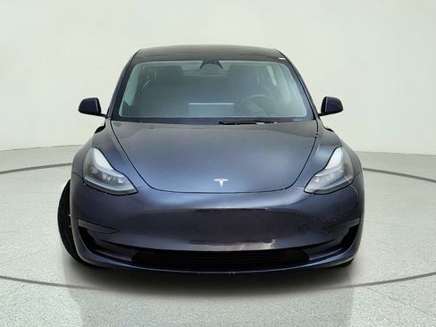 Used 2023 Tesla Model 3 Standard Range RWD image 3