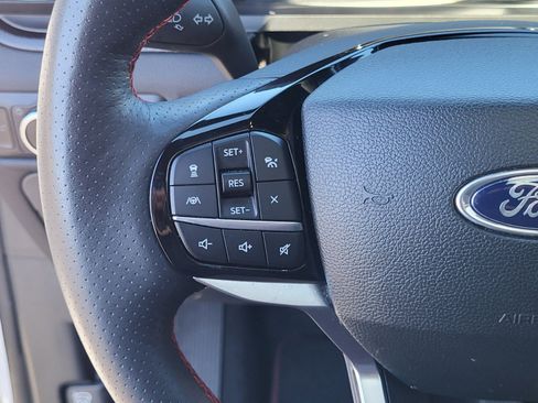 Certified 2023 Ford Explorer ST-Line w/ Class IV Trailer Tow Package image 27