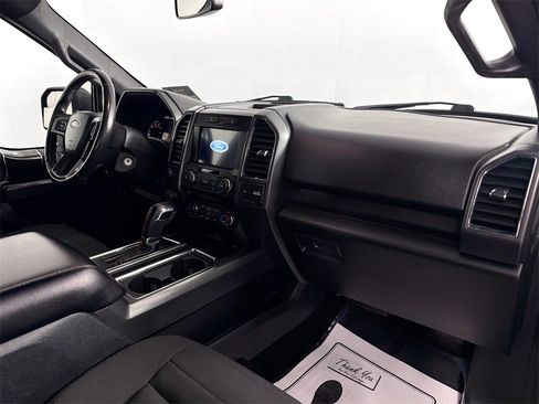 Used 2018 Ford F150 XLT w/ Equipment Group 302A Luxury image 31