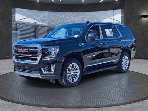 Used 2023 GMC Yukon SLT image 2