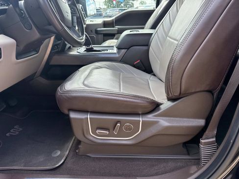 Used 2020 Ford F150 Limited w/ Trailer Tow Package image 16