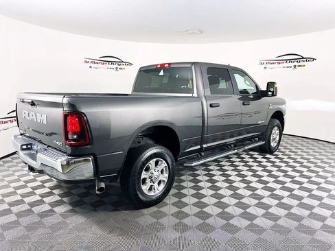 Used 2025 RAM 2500 Big Horn AWD/4WD image 8