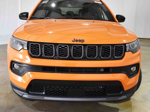 New 2026 Jeep Compass Latitude image 8