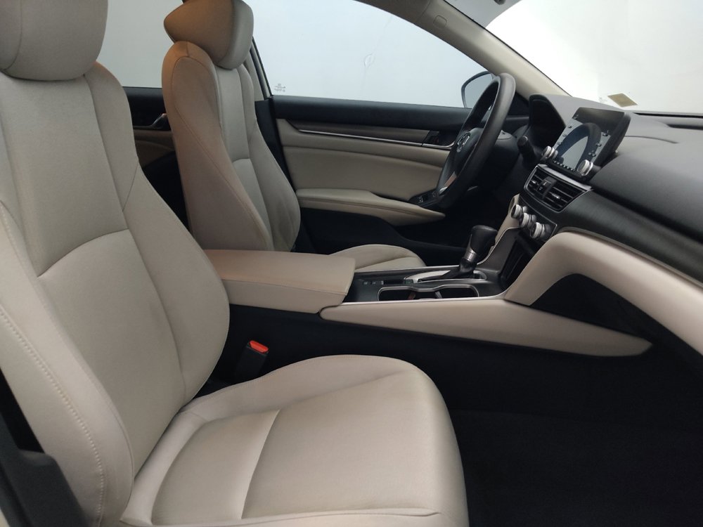 Used 2020 Honda Accord LX image 21
