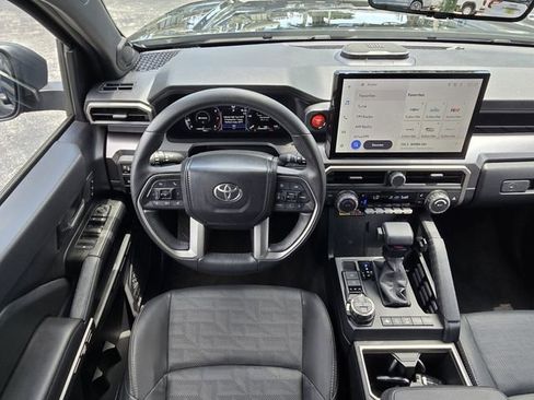 Used 2025 Toyota 4Runner TRD Off-Road Premium w/ Tow Technology Package AWD/4WD image 15