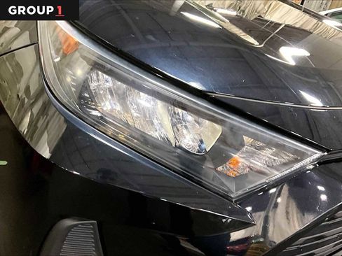 Used 2019 Toyota RAV4 LE image 27