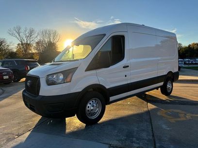 New 2026 Ford Transit 250 148 Medium Roof Extended AWD w/ Load Area Protection Package