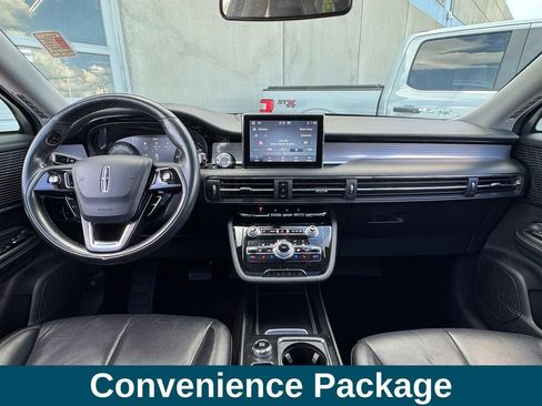 Used 2022 Lincoln Corsair AWD w/ Premium Package image 8
