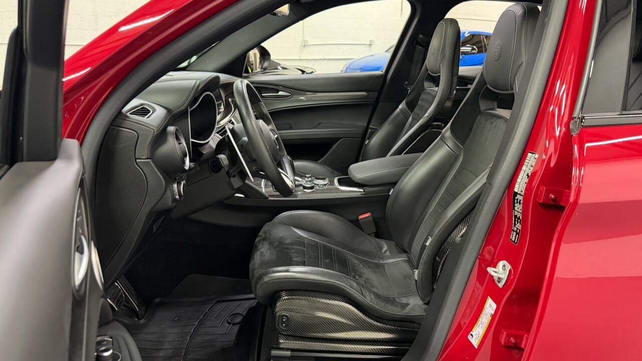 Used 2022 Alfa Romeo Stelvio Quadrifoglio w/ Active Assist Plus Package AWD/4WD image 38
