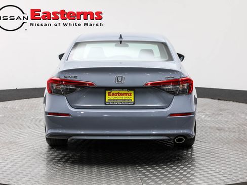 Used 2024 Honda Civic Sport image 11