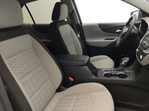 Used 2024 Chevrolet Equinox LT image 21