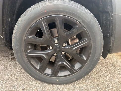 Used 2019 Jeep Renegade Altitude w/ Quick Order Package 2XM image 10