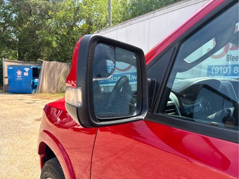 Used 2021 RAM 1500 Laramie w/ Sport Appearance Package AWD/4WD image 15