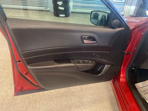 Used 2019 Acura ILX FWD image 24
