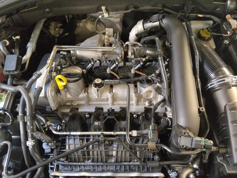 Used 2021 Volkswagen Jetta S w/ Driver Assistance Package image 30