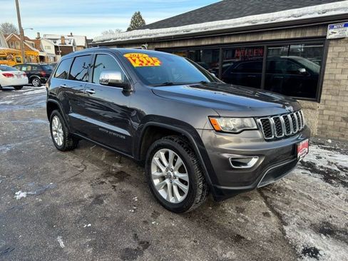 Used 2017 Jeep Grand Cherokee Limited image 1