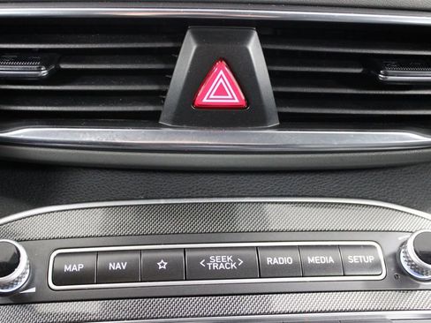 Used 2023 Hyundai Santa Fe SEL image 44