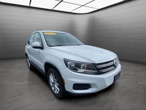 Used 2017 Volkswagen Tiguan S image 28