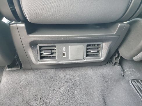 Used 2024 Chevrolet Silverado 1500 Custom w/ Turbomax Blackout Package RWD image 16