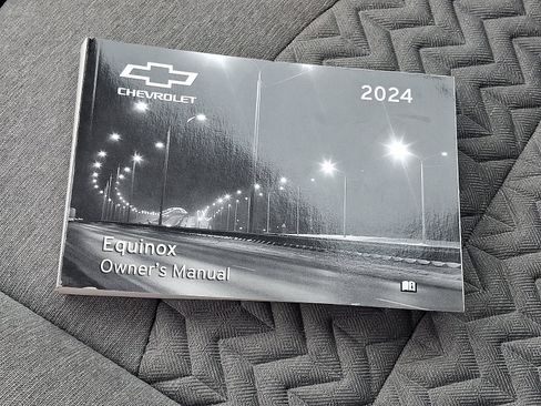 Used 2024 Chevrolet Equinox LT image 26