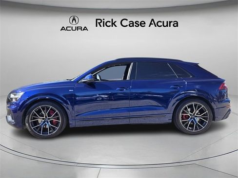 Used 2019 Audi Q8 Prestige w/ Luxury Package image 3