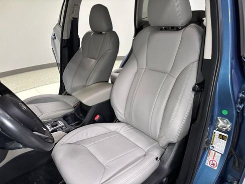 Used 2019 Subaru Forester Premium AWD/4WD image 14