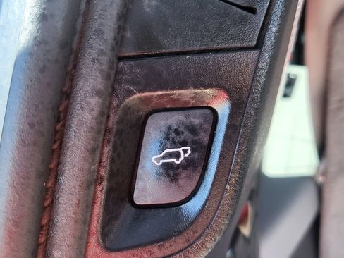 Used 2016 Toyota Sequoia Limited w/ Safety & Convenience Package AWD/4WD image 16
