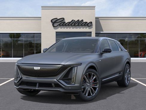 New 2026 Cadillac Lyriq V w/ Exterior Carbon Fiber Package AWD/4WD image 6