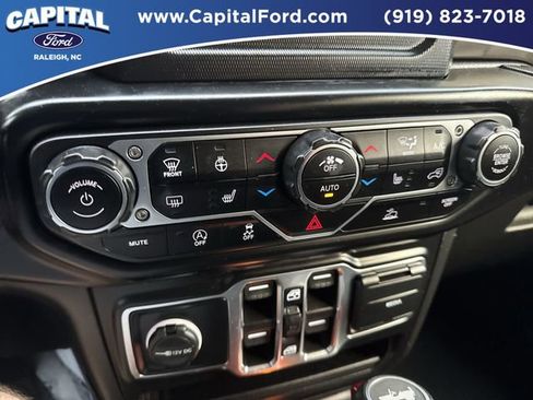 Used 2021 Jeep Wrangler Unlimited Sport AWD/4WD image 28
