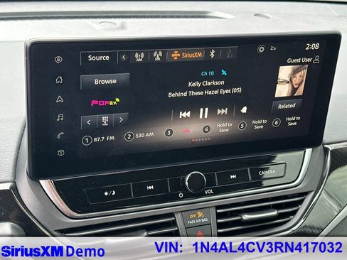 Used 2024 Nissan Altima 2.0 SR image 25