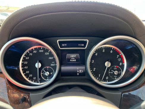 Used 2016 Mercedes-Benz GL 450 4MATIC image 11