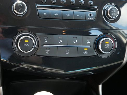 Used 2015 Nissan Altima 2.5 S w/ Power Driver Seat Package FWD image 19