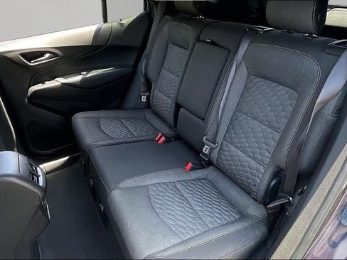 Used 2019 Chevrolet Equinox LT FWD image 12