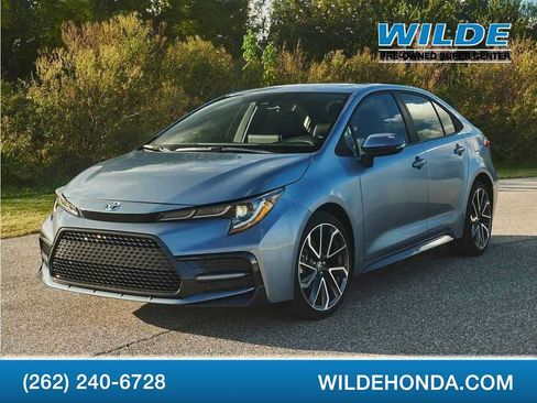 Used 2020 Toyota Corolla LE FWD image 1