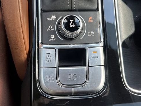 Used 2025 Kia Telluride EX X-Line AWD/4WD image 32