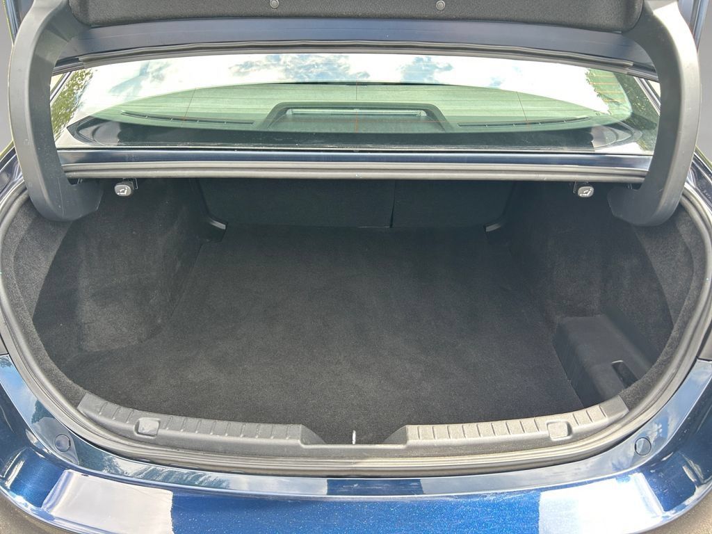 Used 2024 MAZDA MAZDA3 s FWD image 19