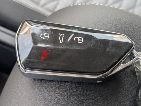 New 2025 Volkswagen Tiguan S image 28