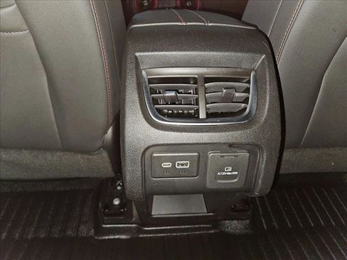 Used 2021 Chevrolet Blazer RS w/ Enhanced Convenience Package FWD image 23